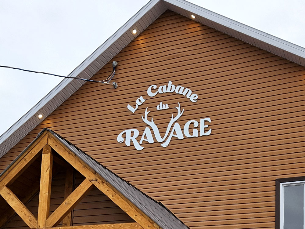 enseignes,lettrage commercial,habillage de véhicules,Impression numérique